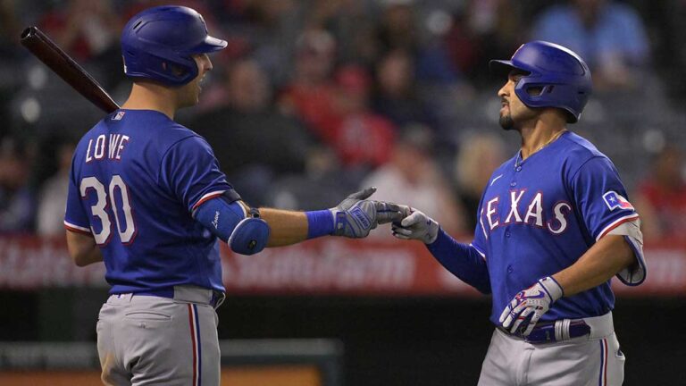 García y Dunning acercan a Rangers a playoffs tras victoria ante Angels