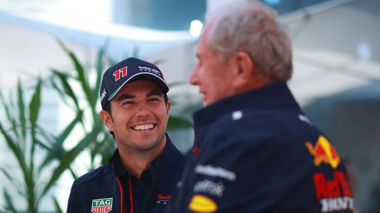 Helmut Marko ve a Checo Pérez con posibilidades de continuar en Red Bull para el 2025