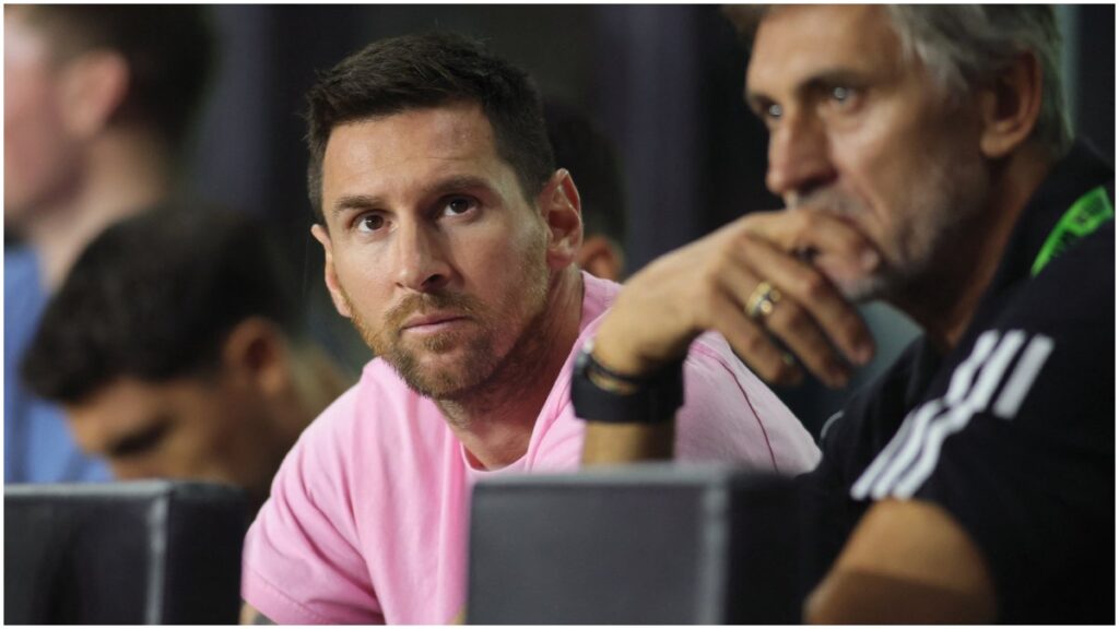 Lionel Messi sufre la derrota del Inter Miami en las gradas | Reuters; Storry-USA TODAY Sports