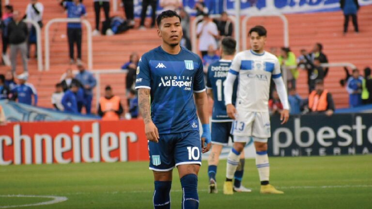 Roger Martínez envía señales a Néstor Lorenzo, gol ante Godoy Cruz