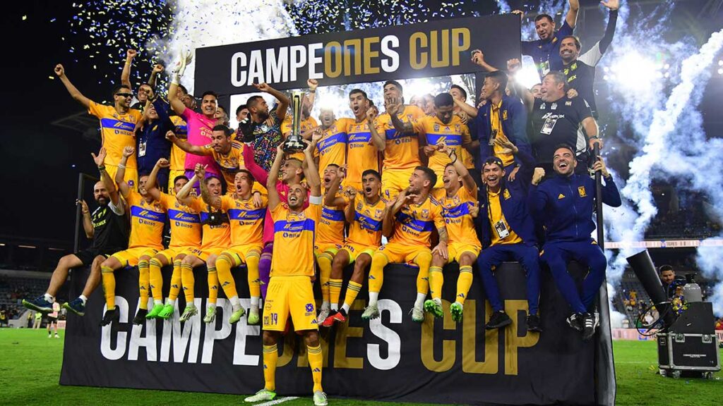 Tigres levantó el título de la Campeones Cup. Reuters