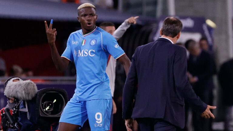 Napoli se burla de Victor Osimhen y el jugador tomará medidas contra el equipo