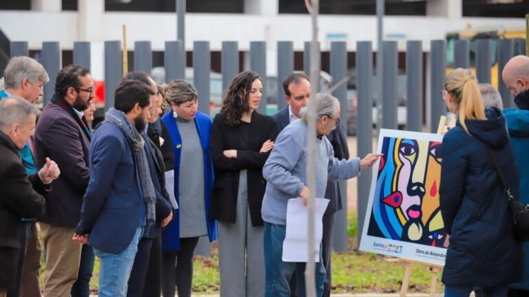 Santiago 2023 y su legado: Alejandro González pintará un mural en el mítico Silo del Estadio Nacional