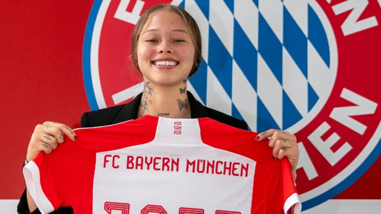 Bayern Múnich presenta oficialmente a la joven promesa Ana María Guzmán