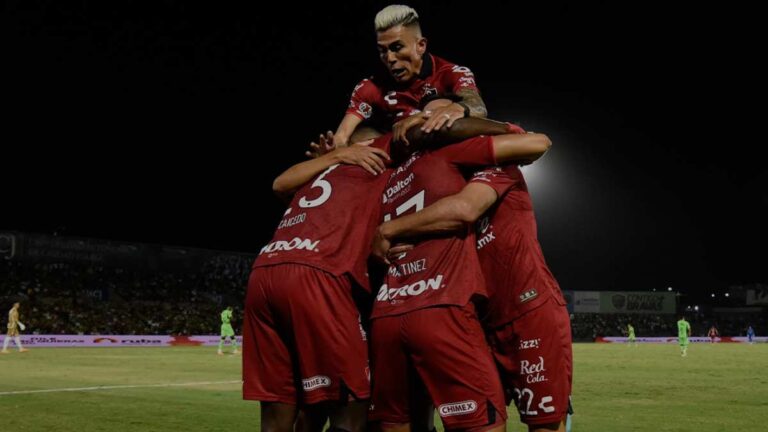 Atlas aprovecha un error de Talavera para acabar el invicto de local del FC Juárez
