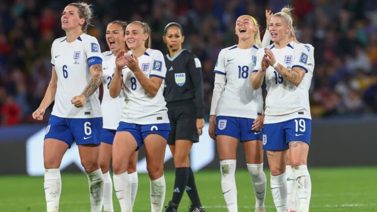 Jugadoras de Inglaterra, enfrentadas con la FA por las primas del Mundial Femenino