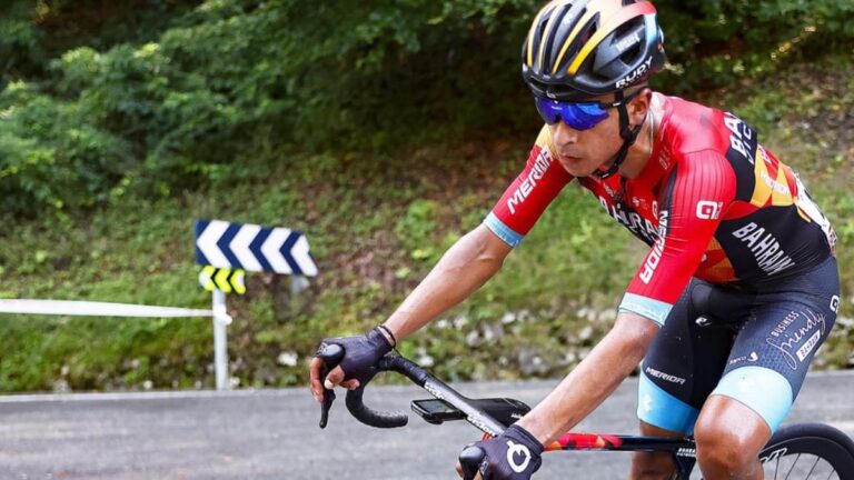 Santiago Buitrago se mete al top 10 de la general en La Vuelta a España