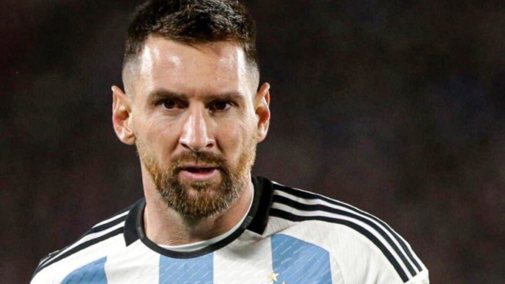 Leo Messi, durante el partido de Argentina frente a Ecuador. (Foto: AFA)