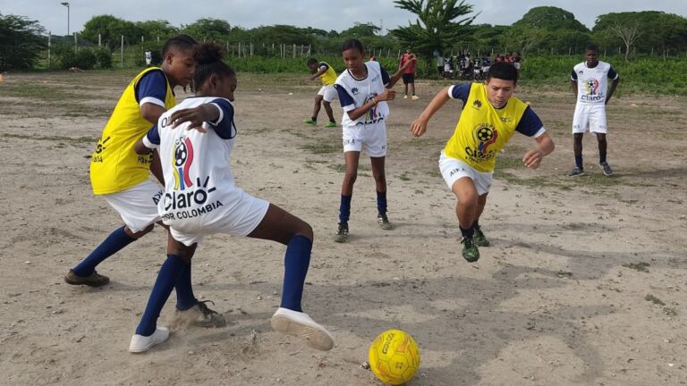 La Copa Claro por Colombia ha llegado a ocho municipios ZOMAC en el país