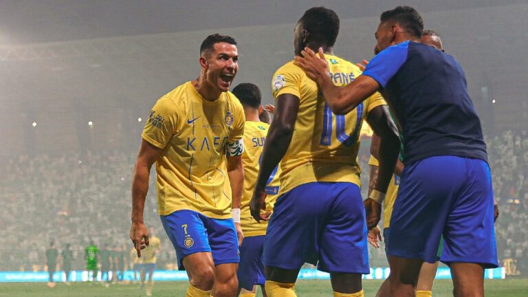 Cristiano Ronaldo conduce a Al Nassr a ganar un vibrante partido en la Liga Saudí