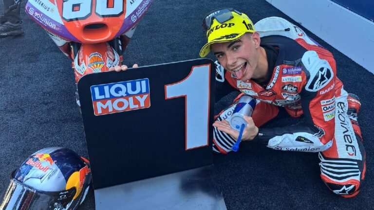Como un ‘rayo’: David Alonso se impone en San Marino y abre el Mundial de Moto3