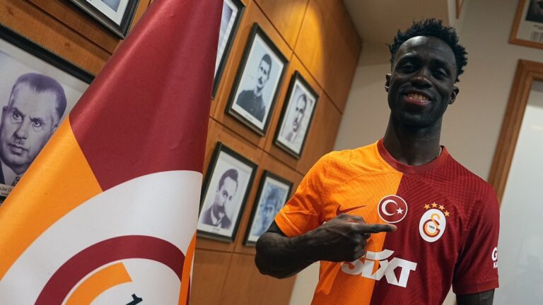 Oficial: Dávinson Sánchez llega al Galatasaray
