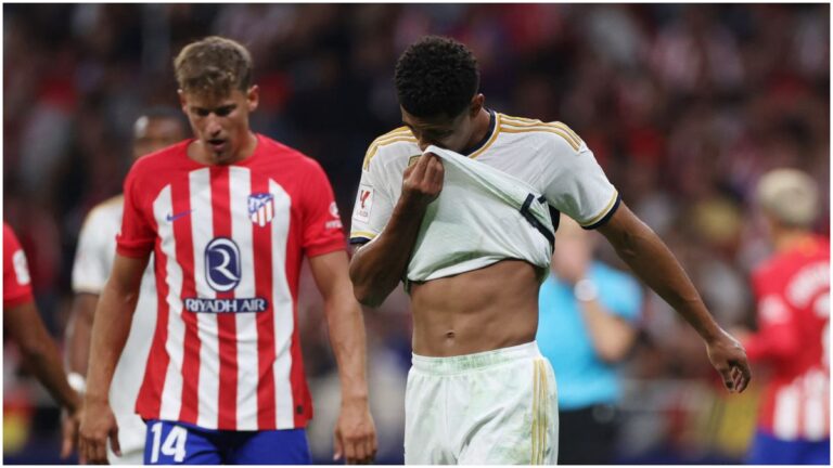 El Atlético sentencia al Real Madrid con tres goles de cabeza en el Metropolitano
