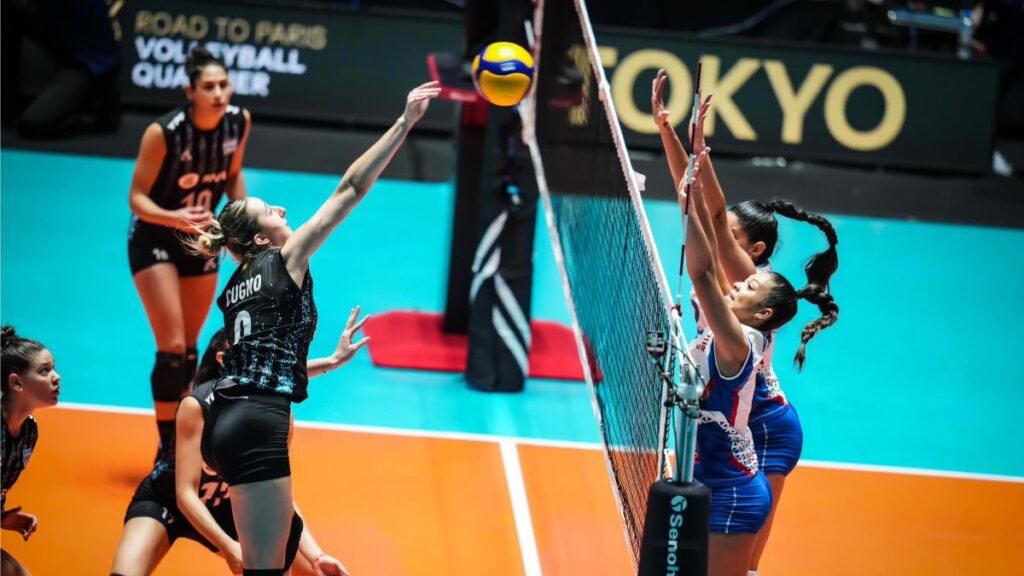 Las Panteras no pudieron con Puerto Rico en un duro partido | Foto: @Voley_FeVA