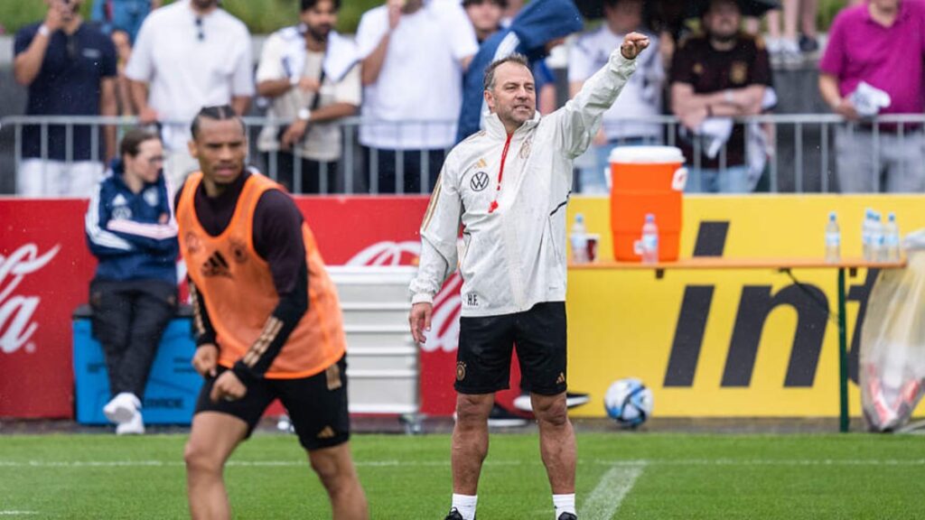 Flick, en un entrenamiento. - @DFB_Team.