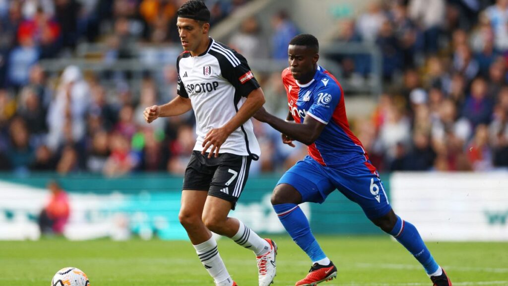 Raúl Jiménez disputa 80 minutos en el empate del Fulham ante el Crystal Palace
