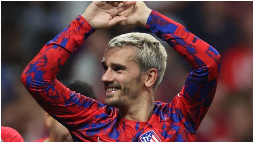 Griezmann, aplaudido por la afición del Atlético | Reuters; Infantes
