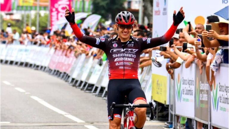 Germán Darío Gómez corona la escapada y gana la etapa 2 del Clásico RCN en Bucaramanga