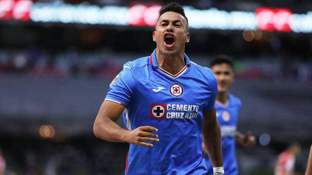 Iván Morales es registrado por Cruz Azul para el Apertura 2023