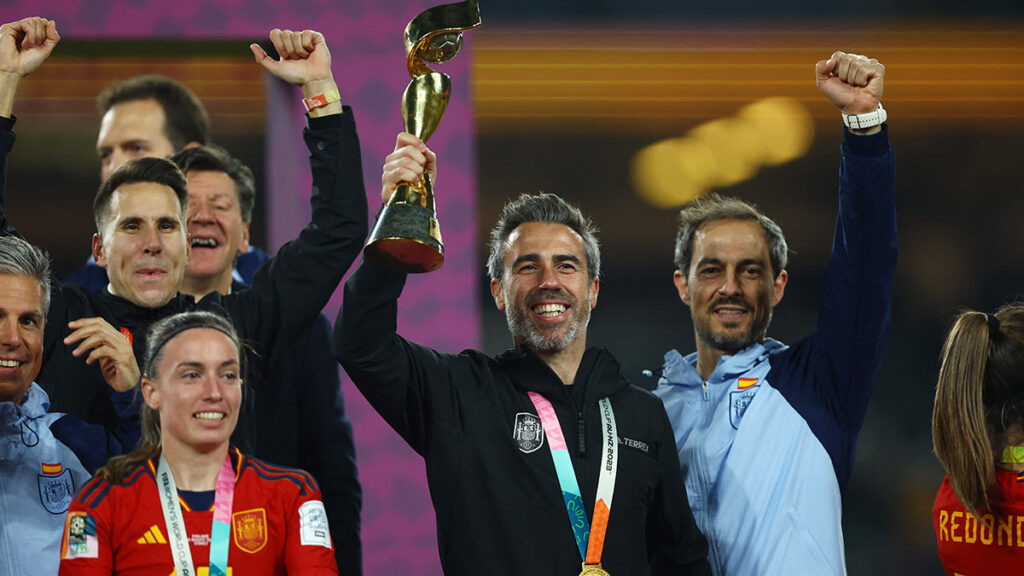 Jorge Vilda celebra la obtención de la Copa del Mudo. Reuters