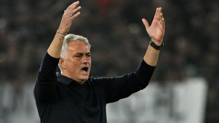 José Mourinho vuelve a la carga contra el arbitraje: “Si digo lo que pienso, me sancionan con 10 partidos”