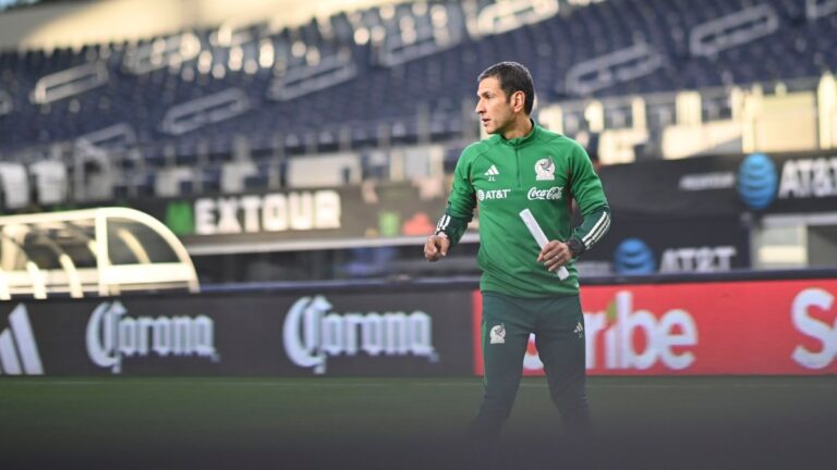 La alineación confirmada de México vs Australia: Héctor Herrera vuelve como titular y Santi Giménez será el delantero principal
