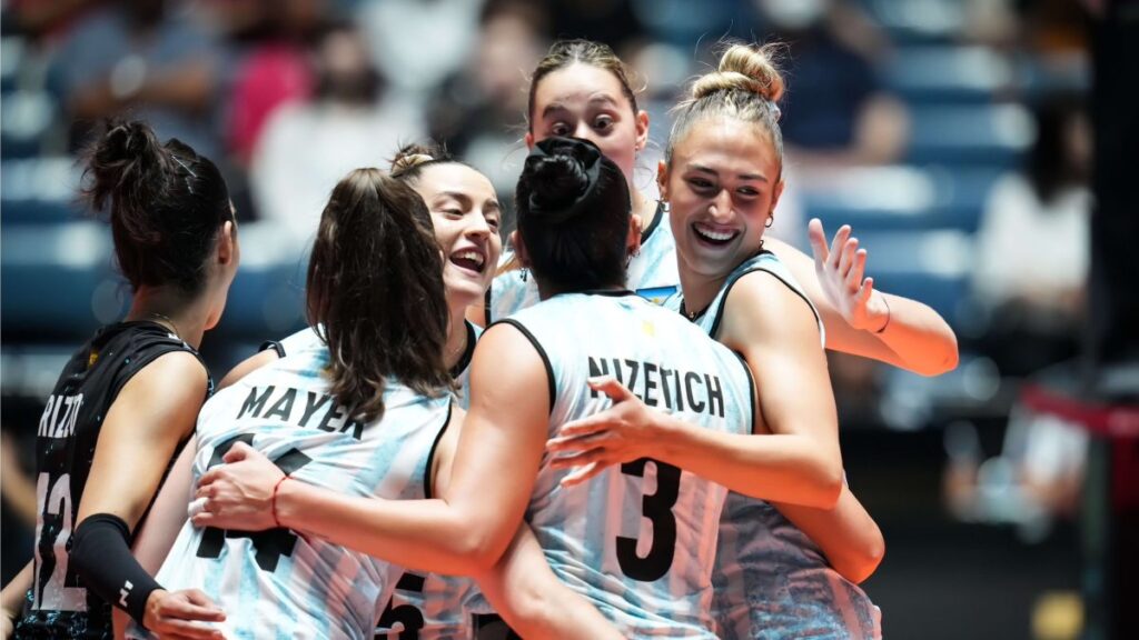 Las Panteras cayeron ante Turquía, las número 1 del mundo | Foto: @Voley_FeVA