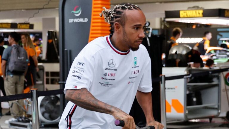 Lewis Hamilton, cansado de la diferencia con Verstappen: “Tenemos que hacer un buen trabajo en el invierno”