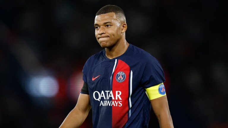 Ni el doblete de Mbappé salva al PSG