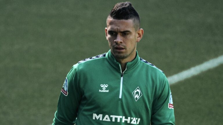 Amargo debut con derrota de Rafael Santos Borré en Werder Bremen