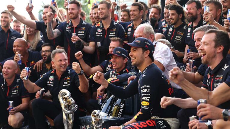 ¿Qué necesita Red Bull para ganar el campeonato de constructores en el GP de Singapur?