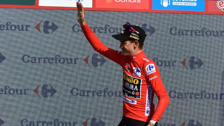 Sepp Kuss se acerca al título en la La Vuelta a España tras mantener el liderato en la Etapa 20; Wout Poels vence en Guadarrama