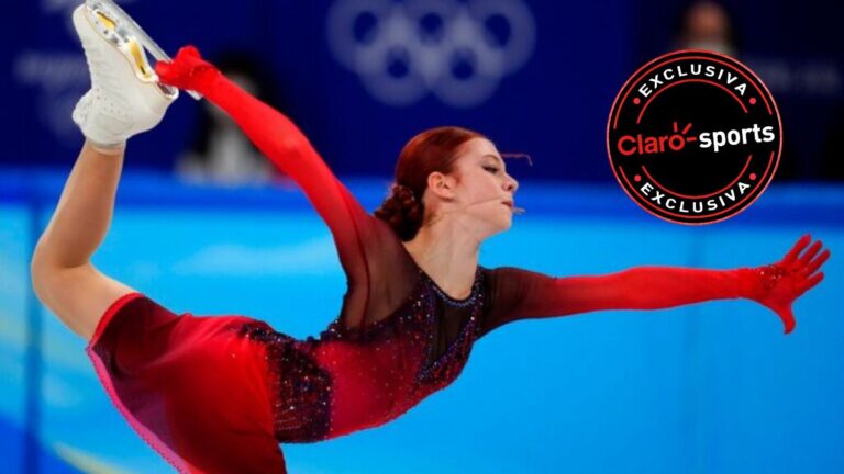 Alexandra Trusova, medallista olímpica, feliz de compartir en México su experiencia en el patinaje artístico