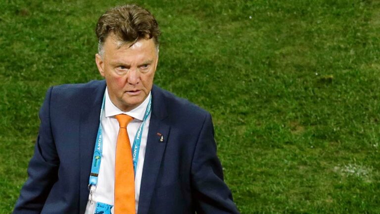 El polémico historial de Louis van Gaal con los jugadores de Argentina: El peor técnico según Di María, la pelea con Riquelme y fuertes críticas a Messi