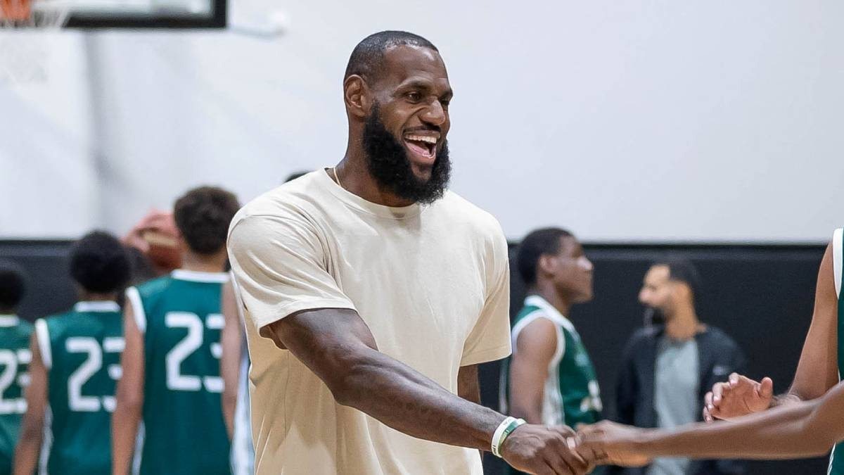 ¿LeBron James Estará En Paris 2024? El Guiño Del Basquetbolista Hacia ...