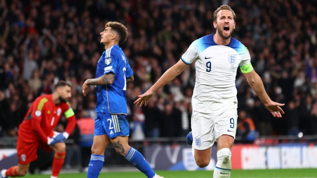 Harry Kane Jogador Inglaterra Durante Partida Qualificação Para Euro 2024 —  Fotografia de Stock Editorial © VincenzoIzzo #648080964