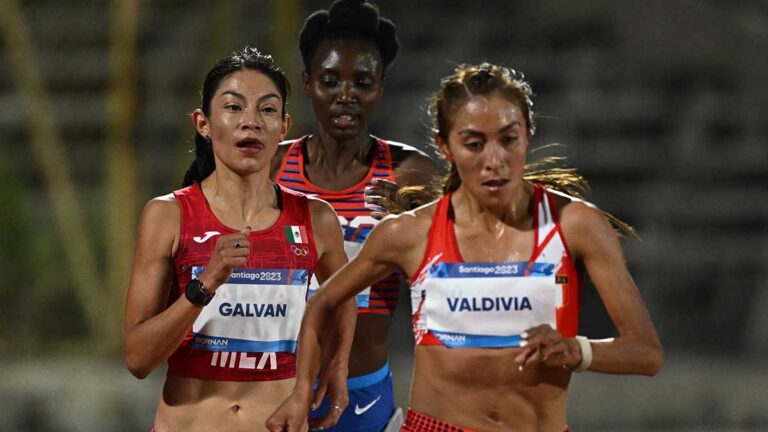 Laura Galván se queda con la medalla de plata en la prueba de los 10 mil metros