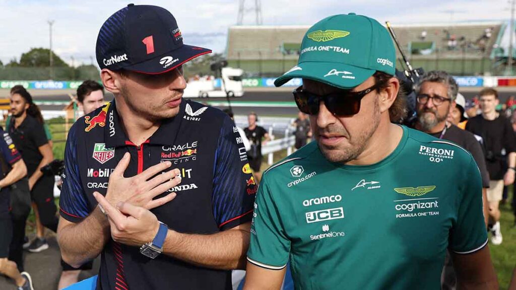 Fernando Alonso reconoce lo logros de Verstappen. Reuters