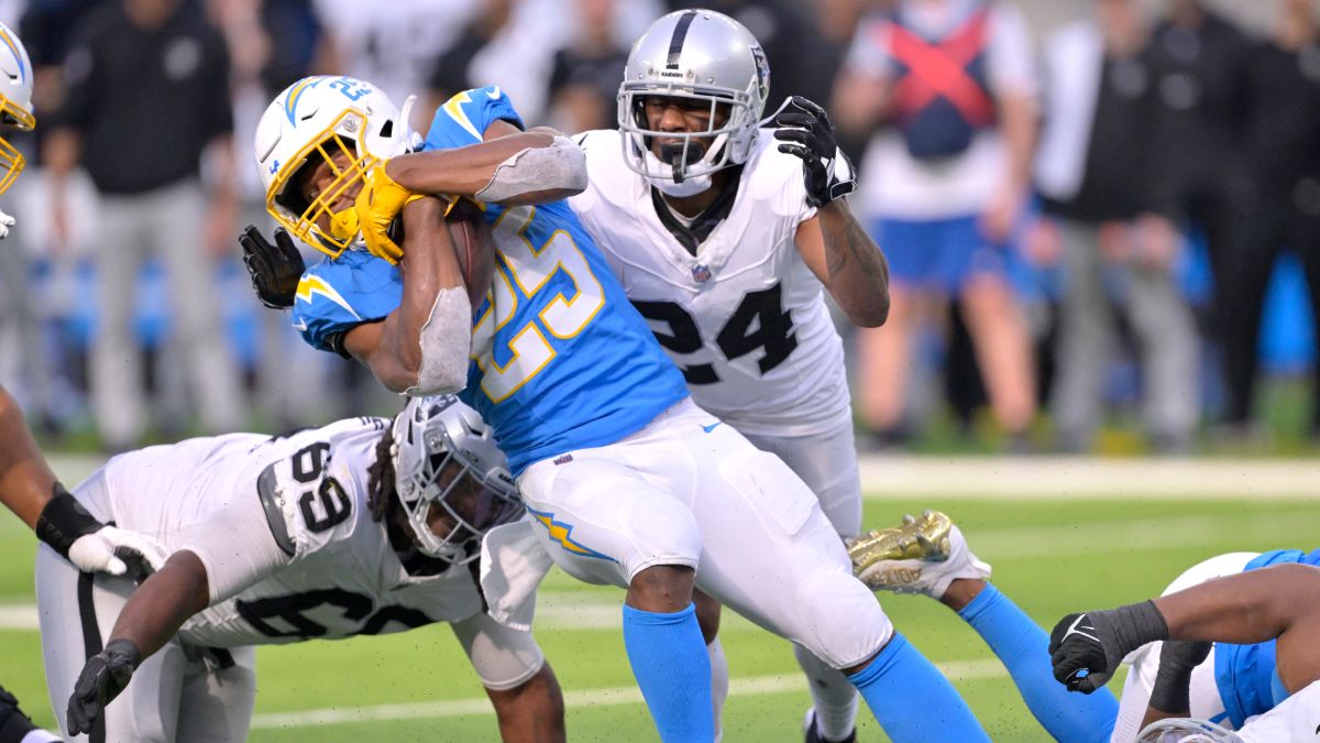 Raiders superan a Chargers y son el último calificado a playoffs - AS USA