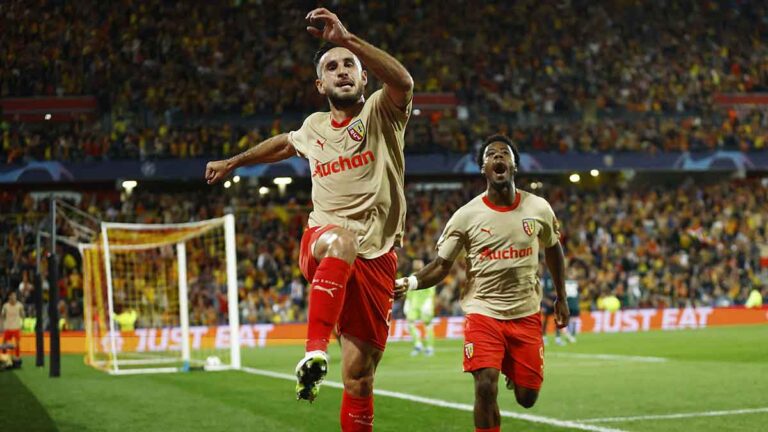 Adrien Thomasson amarga el festejo de los Gunners