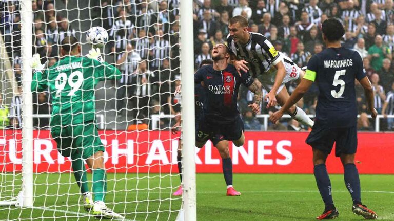 Polémica: Tras revisión en el VAR se valida el gol de Dan Burn, en lo que parecía un fuera de lugar y una mano del Newcastle