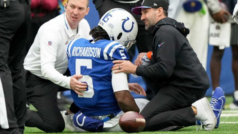 Los Colts se preparan para estar un mes sin Anthony Richardson por la lesión que sufrió ante los Titans