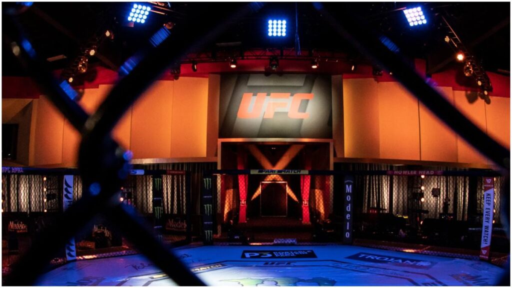 Arena y logo de UFC | X: @UFCEspanol