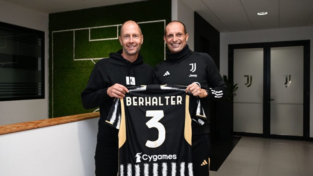 Gregg Berhalter visitó Turín para estar presente en los entrenamientos de la Juventus
