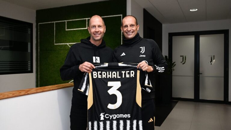 Gregg Berhalter visita a la Juventus y a los jugadores de USMNT