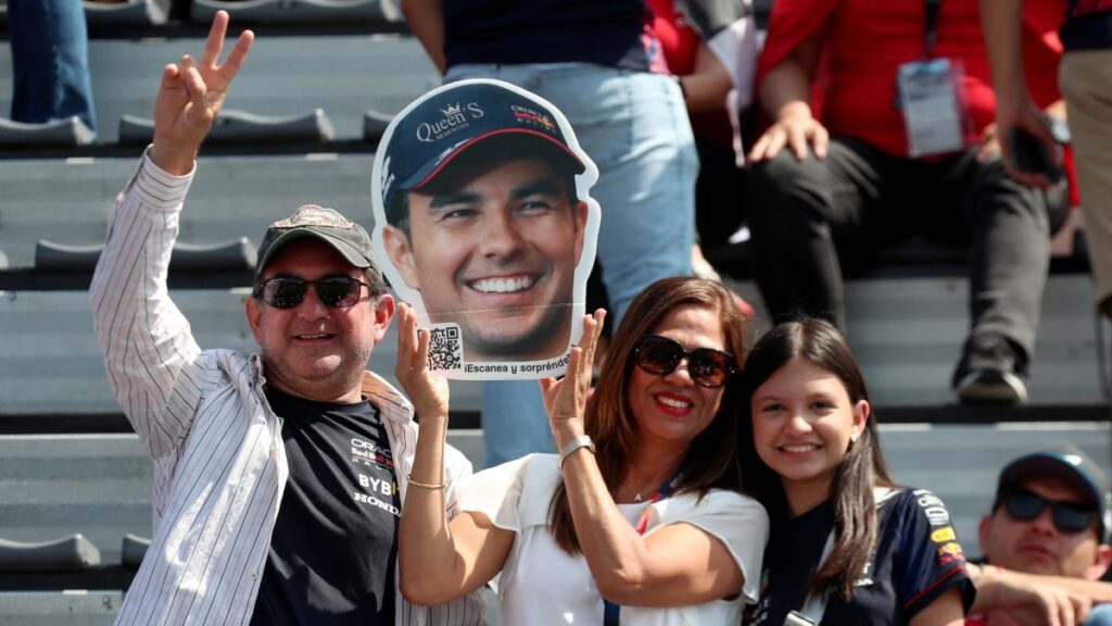 Checo se deja querer por los mexicanos | REUTERS/Henry Romero
