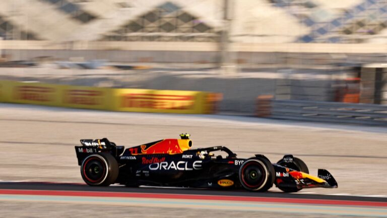 Verstappen es el que mejor camina en las arenas del desierto de Qatar; Checo Pérez es quinto en las Prácticas Libres