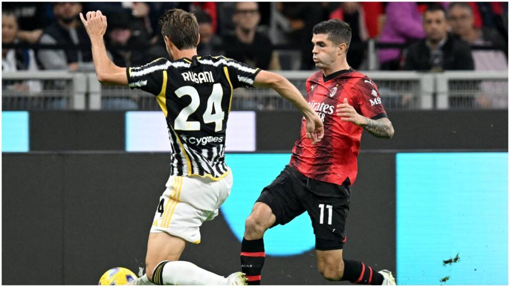 Christian Pulisic, delantero del AC Milan enfrenta a la Juventus | Reuters; Mascolo 