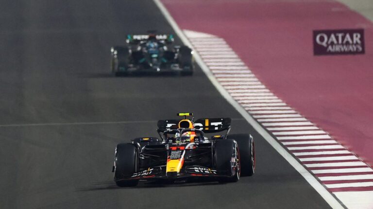 Checo Pérez es penalizado con cinco segundos en el GP Qatar