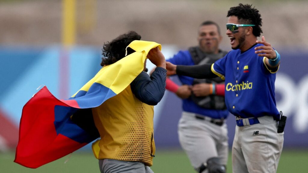 Beisbolistas colombianos celebran. - Reuters.